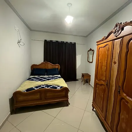 Linda Casa Proximo Ao Lago Cunha Exterior photo