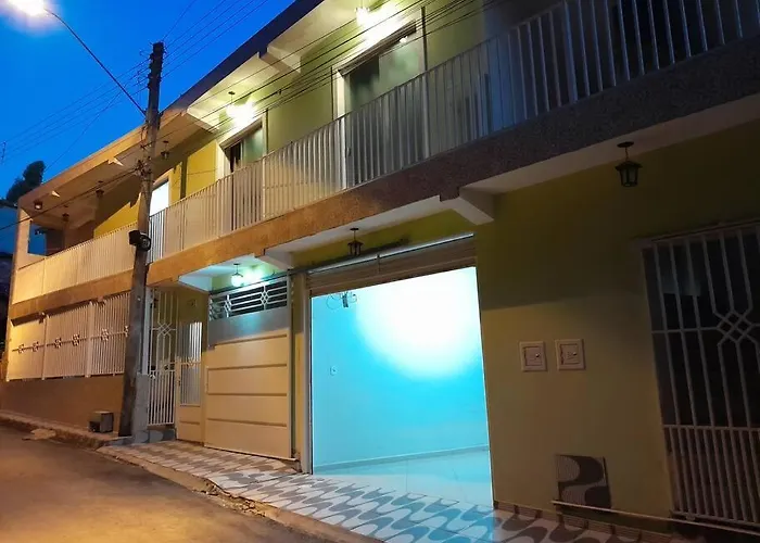 Linda Casa Proximo Ao Lago