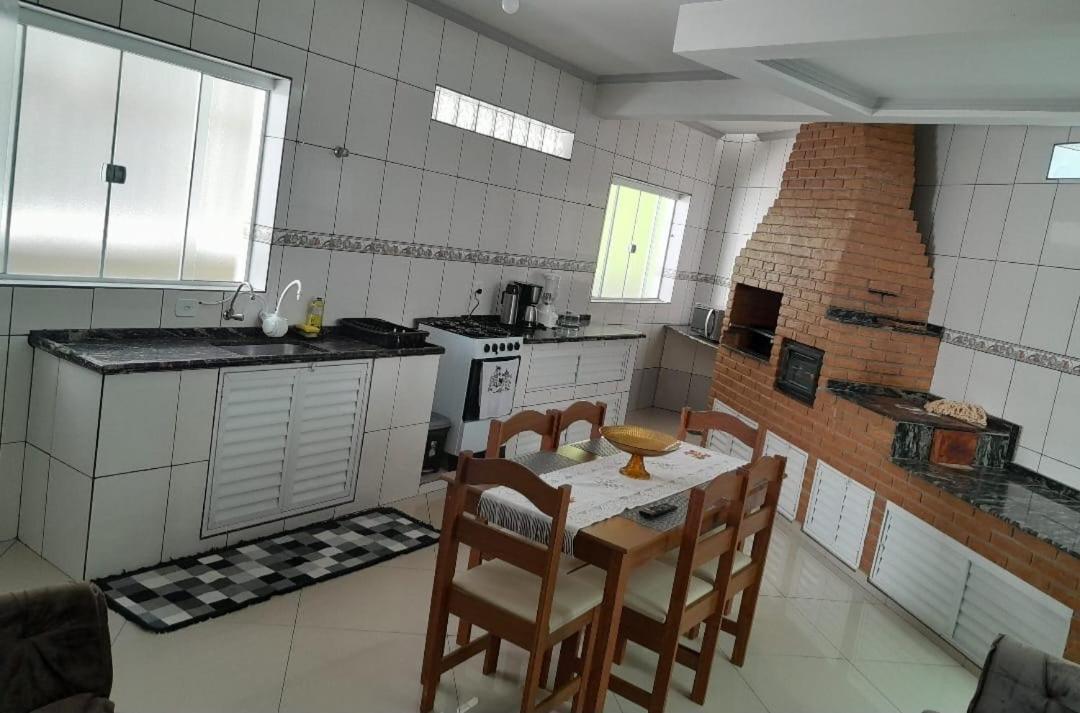 Linda Casa Proximo Ao *